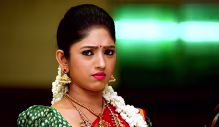 Sagunthala Lies to Bommi