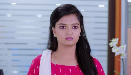 Jende confronts Arya Vardhan - Prema Entha Maduram