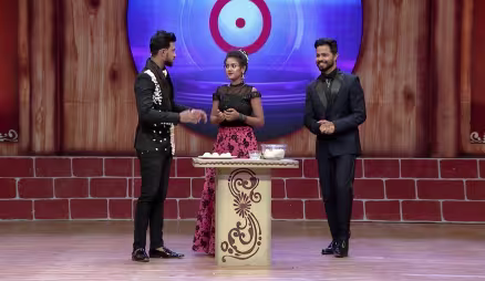 Swetapadma excels in the 'Biri Ragadiba' task - Rajo Queen 2020