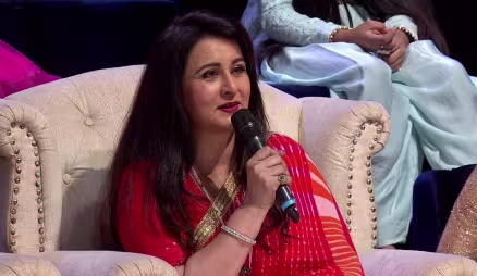 Padmini Kolhapure and Poonam Dhillon on the Show - Sa Re Ga Ma Pa L'il Champs 2020