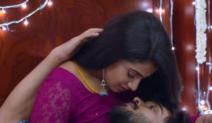 Santosh and Pavithra Spend Some Romantic Time