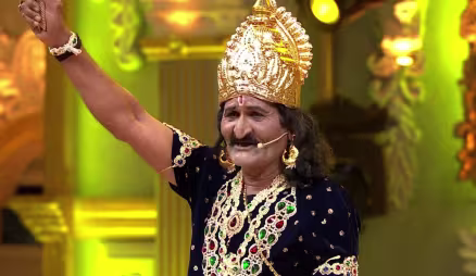 A 35 feet cut-out of Govardhan in his village - Sa Re Ga Ma Pa - Season 17