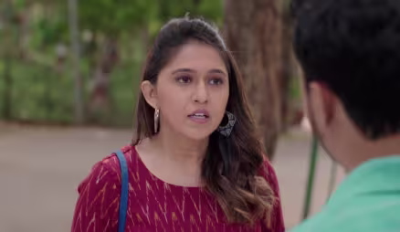 Aditya refuses to give the scarf back - Majha Hoshil Na