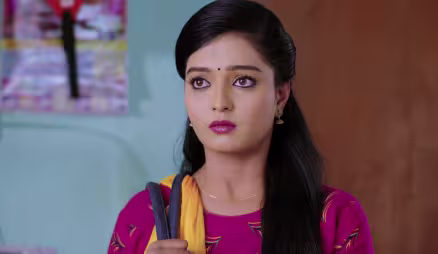 Anu invites Arya Vardhan to a party - Prema Entha Maduram