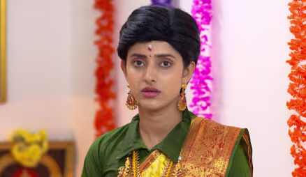 Prabhu's Mother Refuses to Welcome Sathya - Sathya