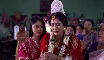 Supu bids adieu – Aparajita Apu