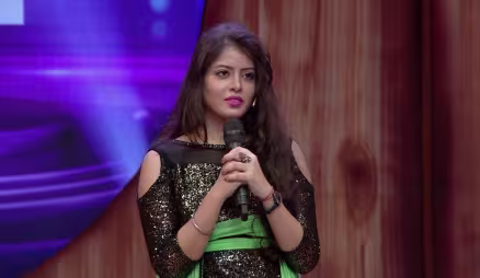 Bhagyashree's funny impersonation of a fisherwoman - Rajo Queen 2020