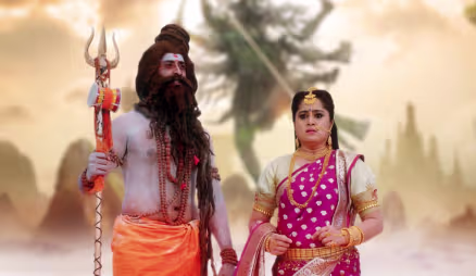 Nandisha gives Trishul the 'Manibandhana' - Naagini 2