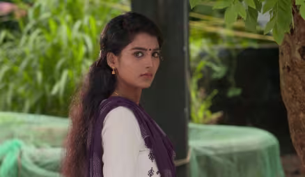 Unni criticises Kanakam - Karthika Deepam