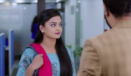 Anu goes to work - Prema Entha Maduram