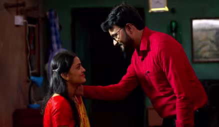Vijay questions Ajit Kumar about Reshma - Devmanus