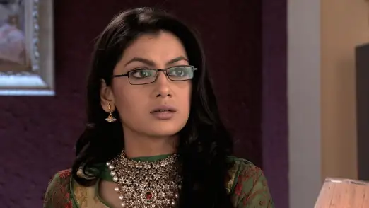 Pragya agrees to marry Abhi - Kumkum Bhagya Episode 22