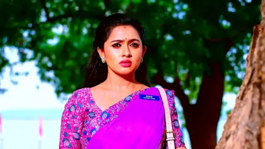 Avani Hits Surendra with Her Sandal Episode 8
