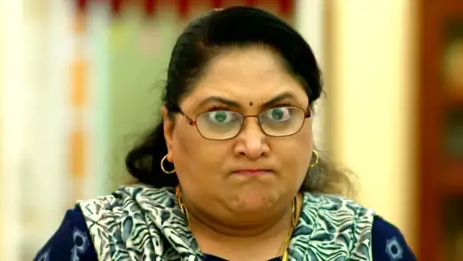 Sarita Pretends to Dominate Ankita Episode 6