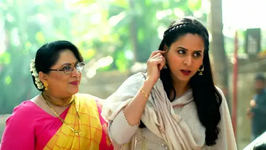Ankita and Sarita Argue over Driving Episode 10