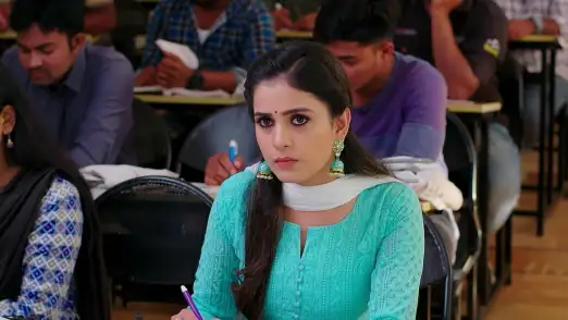Amar Surprises Radhika Episode 7