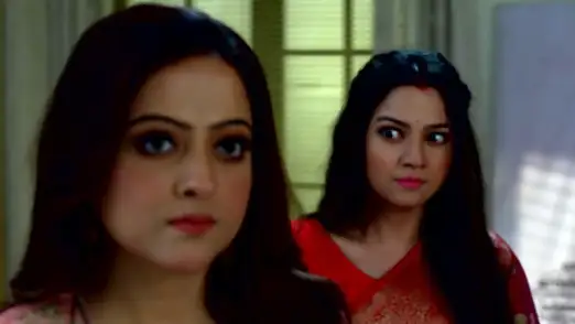 Jagadhatri TV Serial Online - Watch Tomorrow's Episode Before TV on ZEE5