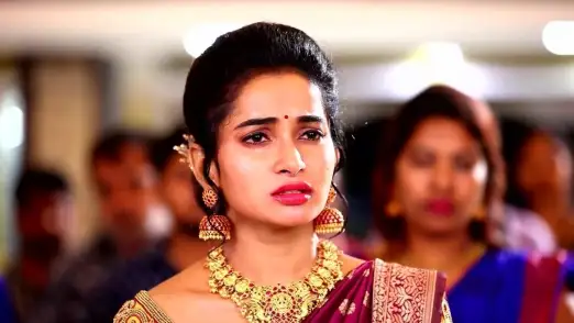 Ragini Hits Indira Episode 94