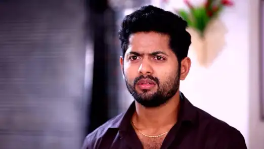 Jaya Takes a Decision in Favour of Varalakshmi Episode 104