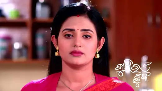 The Priest Taunts Poorna Episode 124