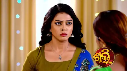 Trisha Complains about Shakti Episode 53
