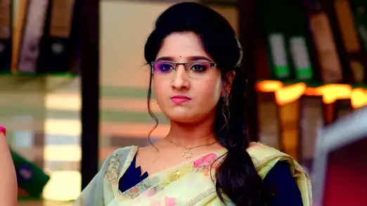 Chaitra Files a Complaint against Viraj Episode 9