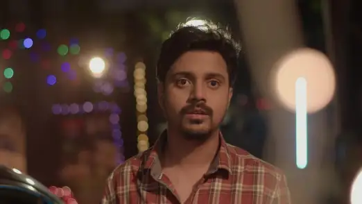 Aditya gets into trouble on seeing the hotel - Majha Hoshil Na Episode 19