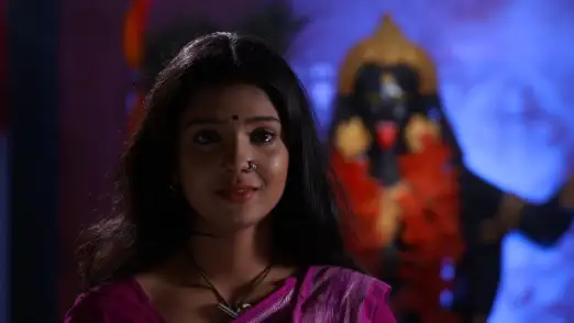 Huma learns that Drusti is hiding in the temple - Dibya Drusti Episode 2