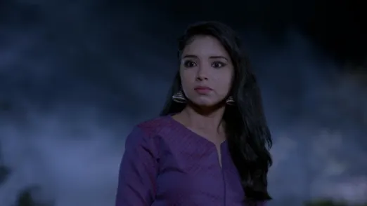 Shivani gets irritated when Trishul follows her - Nagini Episode 19