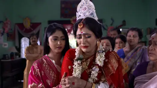 Supu bids adieu – Aparajita Apu Episode 22