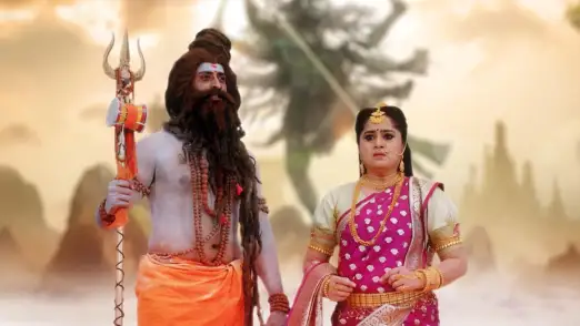 Nandisha gives Trishul the 'Manibandhana' - Naagini 2  Episode 10