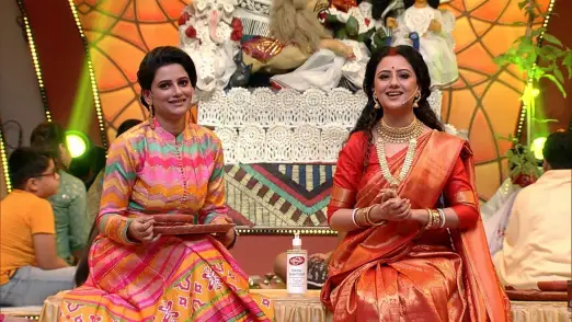 Entertaining puja celebrations - Zee Banglar Sorbojonin Durgotsav Episode 1