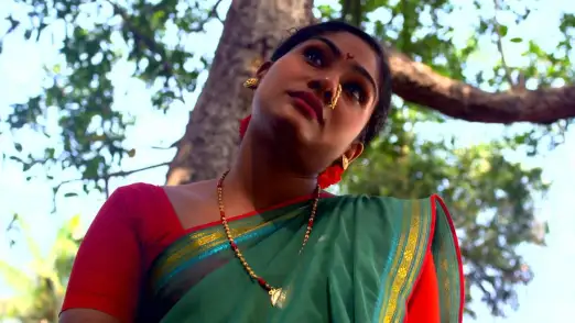 Kaveri Shouts at Sarita in Marathi Episode 7