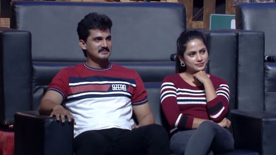 Watch Chemistry Class Tv Serial From Zee Tamil Online Zee5