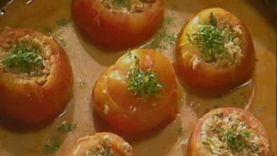 Stuffed Dishes Watch Stuffed Dishes Online In Hd Only On Zee5 Hari mirch pakora is very spicy, tangy and mouth sizzling popular snack.