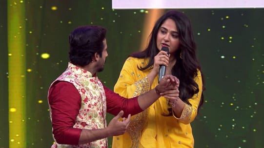 Watch Babu Gari Intlo Butta Bhojanam Mar 20 2020 Full Episode Online In Hd Zee5 The festive event has been graced by the presence of queen of telugu cinema #anushkashetty. watch babu gari intlo butta bhojanam