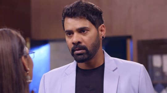 Watch Iniya Iru Malargal Mar 25 2020 Full Episode Online In Hd Zee5 Zee tamil drama serial iniya iru malargal episode 1197 full episode. watch iniya iru malargal mar 25 2020
