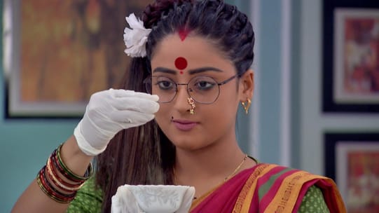 Watch Alo Chhaya Nov 19 2020 Full Episode Online In Hd Zee5 Debadrita basu and kaushik das bengali serial actor actress. alo chhaya nov 19 2020 full episode