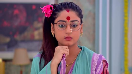 Watch Alo Chhaya Tv Serial 13th February 2021 Full Episode Online On Zee5 Indian serial kuch toh hai 6th february 2021 complete today drama. watch alo chhaya tv serial 13th