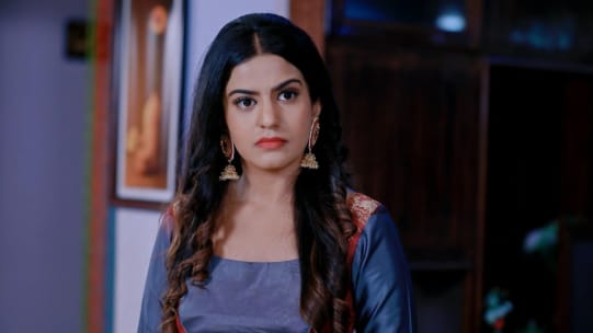 Watch Nagini Oct 7 2020 Full Episode Online In Hd Zee5 In Telugu He is known for his work in the television soap opera ashwini nakshatra, in which he played the role of a superstar actor jay krishna (jk), that was aired on colors kannada, between 2013 and 2015. zee5