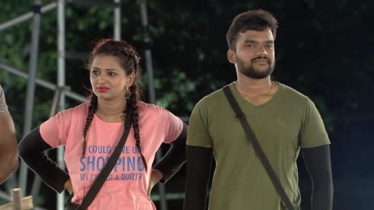 Watch Enjoy All The Episodes Of Mr And Mrs Khiladis Season 2 Tv Serial Online On Zee5 This will be done through voting — the contestants themselves will vote for a jodi that will then have to leave the show. mr and mrs khiladis season 2 tv serial