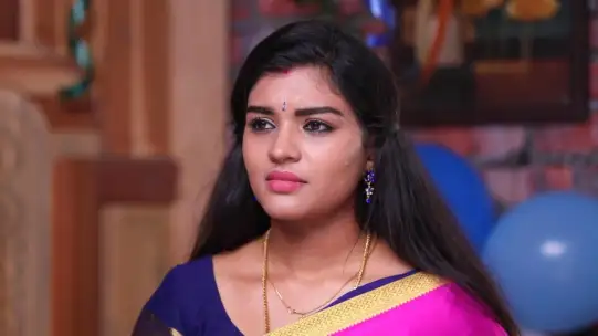 Watch Enjoy All The Episodes Of Sembaruthi Tv Serial Online On Zee5 Sembaruthi is a tamil romantic family television series starring priya raman, shabanaa and karthik in the lead. episodes of sembaruthi tv serial online