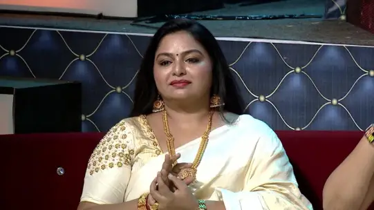 Zee Tamil Kutumbha Virudhugal 2020 Tv Serial Watch Online On Zee5 Watch zee tv serial sembarathi at tamilo. zee tamil kutumbha virudhugal 2020 tv