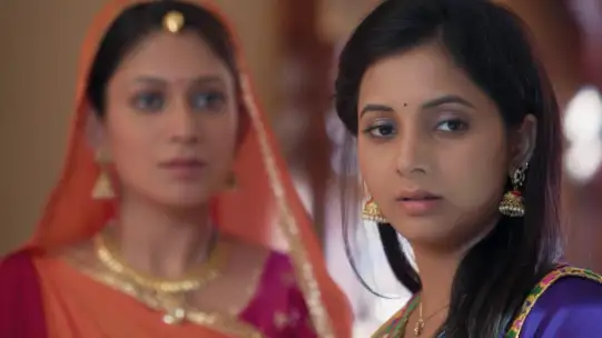 Watch Perfect Pati Tv Serial From Tv Hd Online Zee5 Watch the video for &tv new show perfect pati show launch with the star cast jaya prada, sayali sanjeev sayali sanjeev aka vidhita of perfect pati reveals secret of sets | pol khol. watch perfect pati tv serial from tv