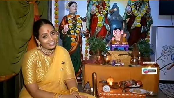 Watch Breaking News Actress Smita Tambe Welcomes Goddess Gauri At Home Zee5 Latest News Best pictures of a sangeet, mehndhi party, beautiful mandap, baraat, kina best luxury chicago wedding + engagement photos from chicago wedding photographer kenny nakai. actress smita tambe welcomes goddess gauri at home