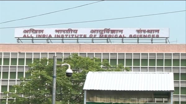 Watch Breaking News AIIMS forensic team conducts viscera test to check for  poisoning, report in 10 days | ZEE5 Latest News