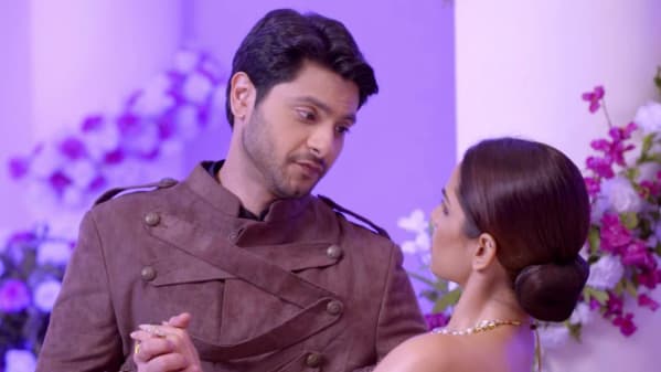 Watch Kumkum Bhagya Oct 23 2018 Full Episode Online In Hd Zee5 In Marathi Zee tv hindi serial kumkum bhagya upcoming story, latest gossip and latest news, twist.