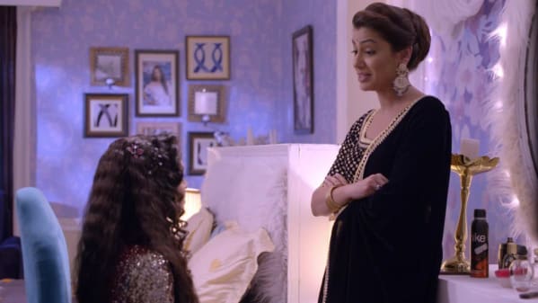 Watch Kumkum Bhagya Oct 30 2018 Full Episode Online In Hd Zee5 Kumkum bhagya and kundali bhagya zee tv india.