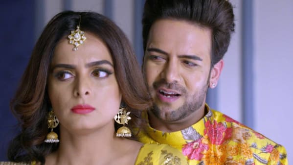 Watch Kundali Bhagya Feb 5 2019 Full Episode Online In Hd Zee5 To watch kundali bhagya on zee5, click here ▻ bit.ly/kundalibhagyaonzee5 kareena learns about dadi preparing.