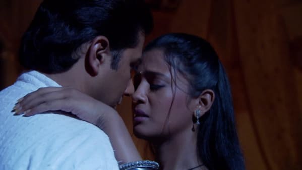 Watch Valentine S Day Special Feb 11 2019 Full Episode Online In Hd Zee5 Download and print in pdf or midi free sheet music for spanish romance by misc traditional arranged by rui.c.sousa for piano (solo). varun badola s onscreen romance ishq wala love valentine s day special